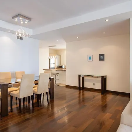 Puerto Banus Apartment *